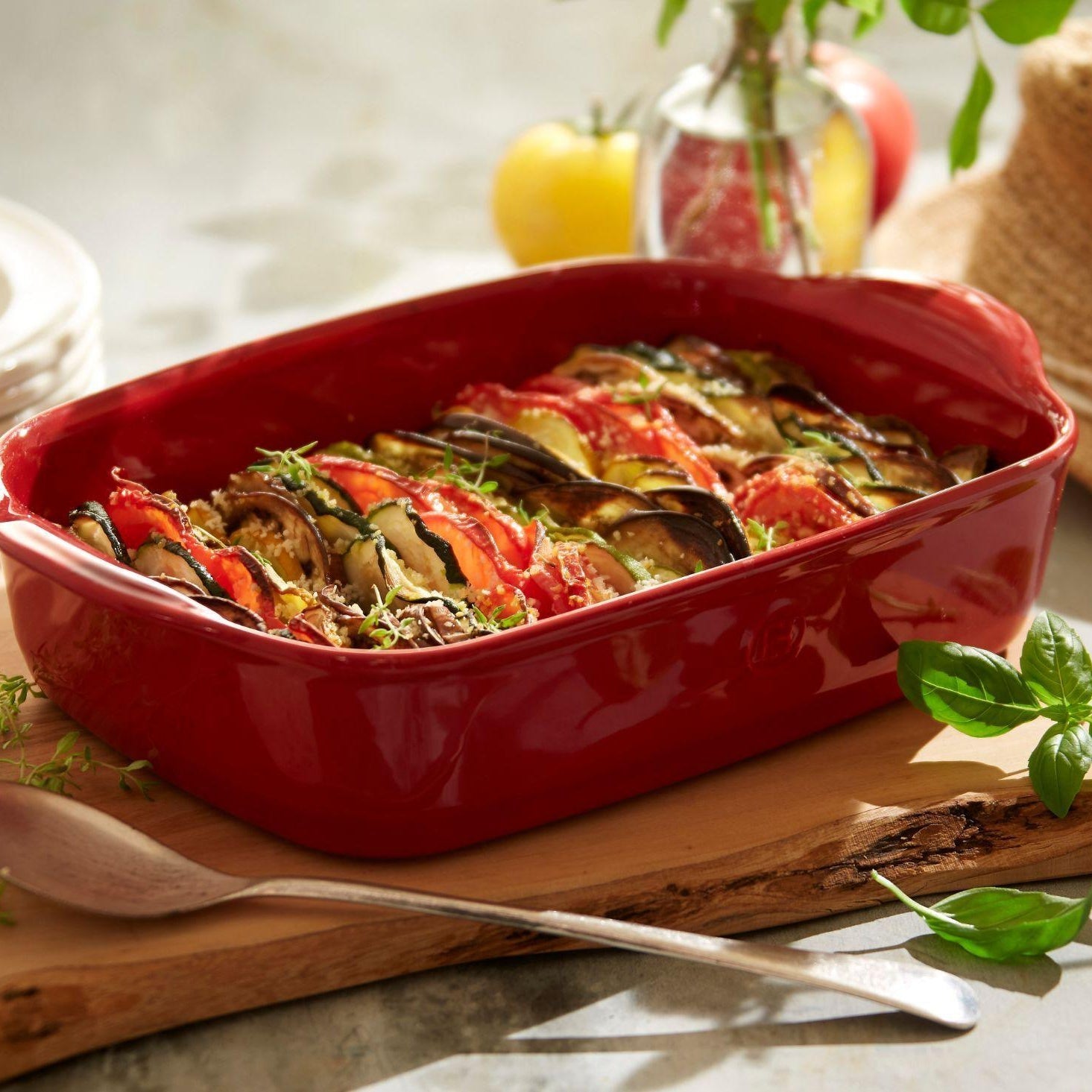 Rectangular Oven Dish Burgundy 36.5cm x 23.5cm - HAUSwares