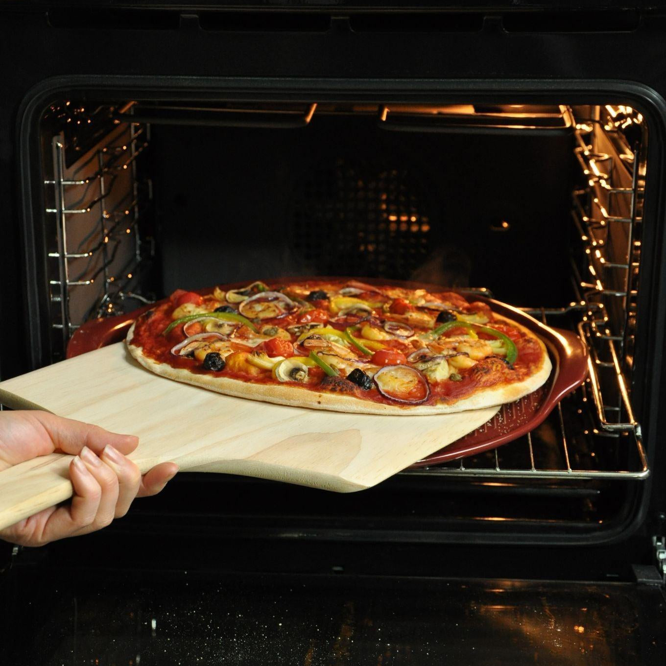 Ridged Pizza Stone Charcoal 40cm dia. - HAUSwares