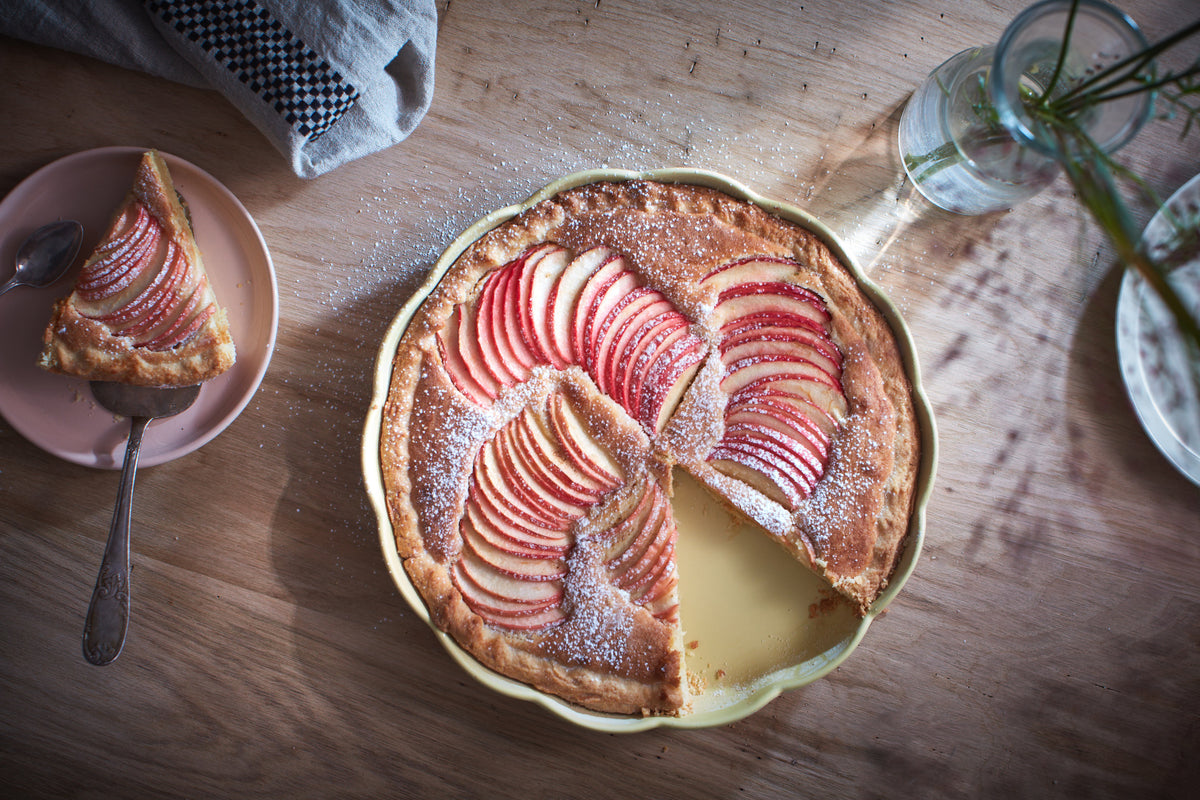 Close-Up of the Scalloped Edge on the Emile Henry Madeleine Tart Dish