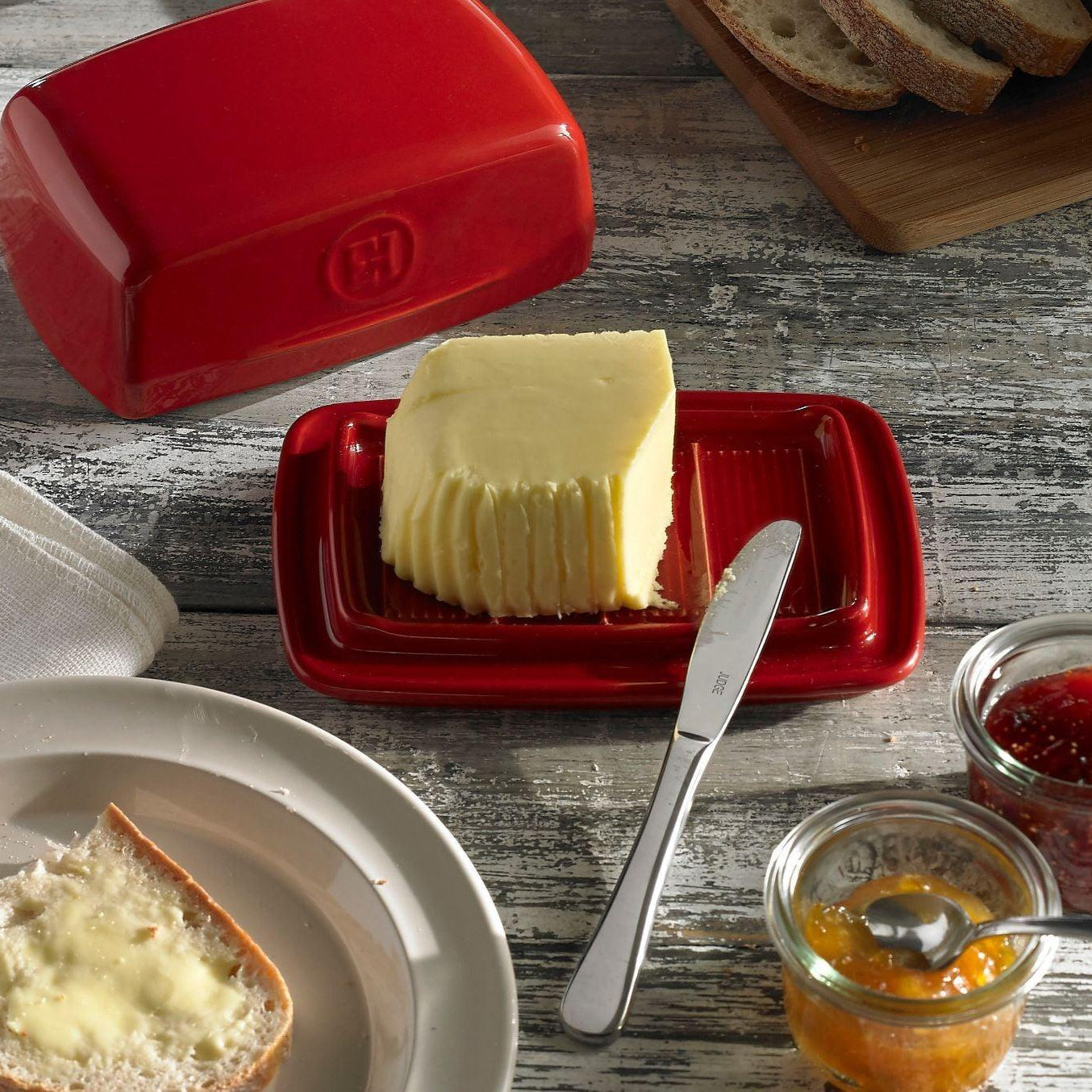  Butter dish Burgundy 17cm x 11cm - HAUSwares