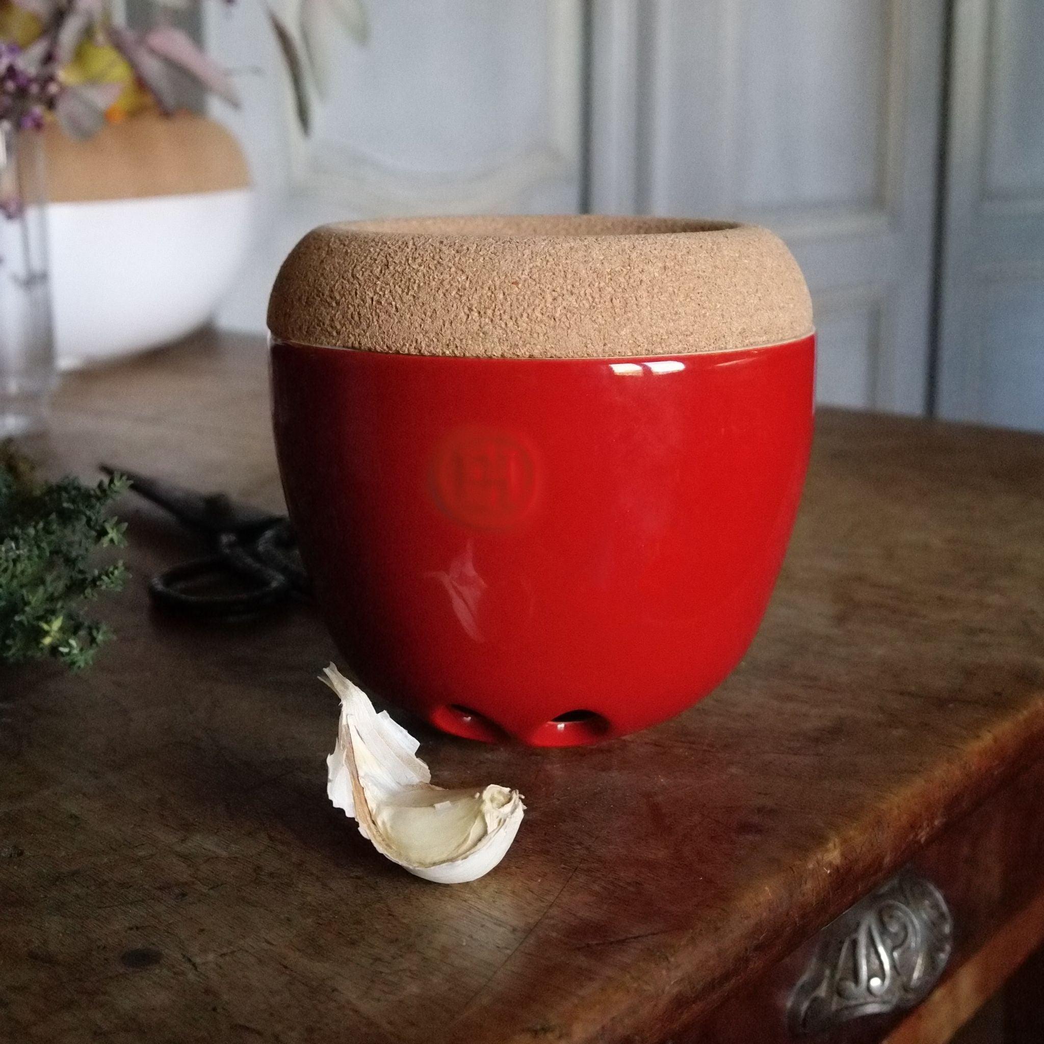  Garlic Pot Burgundy 14.6cm dia. - HAUSwares